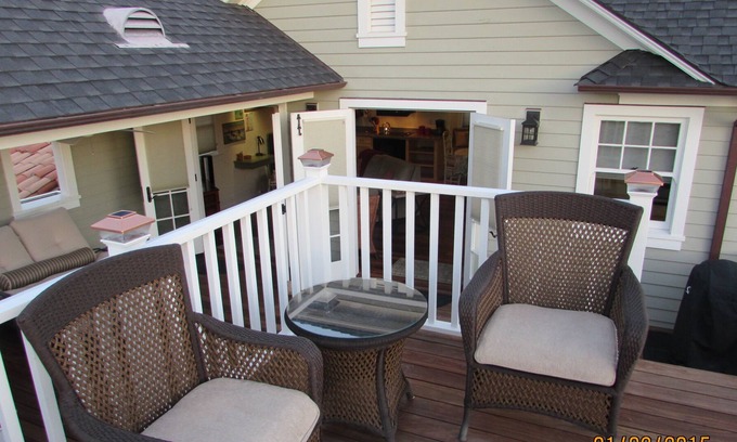 Coronado Cottage | Charming Coronado Carriage House
