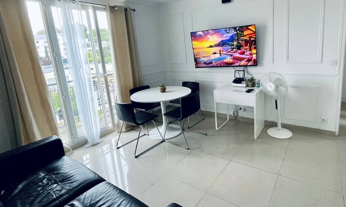 Boissy-Saint-Leger Apartment | ✨ Charming, cosy and bright apartment 800 m from RER An in Boissy-Saint-Léger ✨