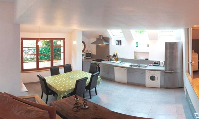 Paley House | Charming cottage 5 beds, park in authentic village near Fontainebleau