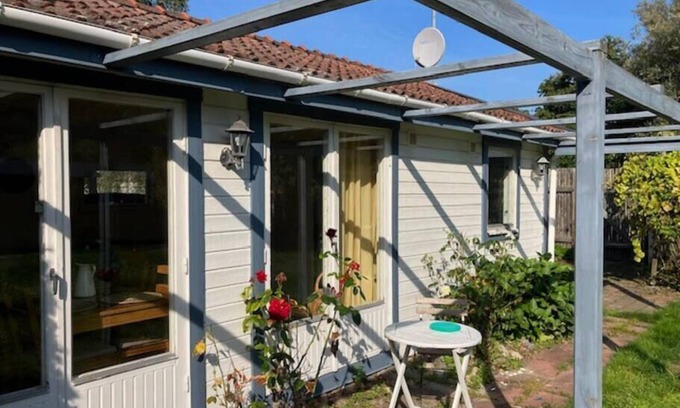 Skanor House | Charming Cottage by Seaside