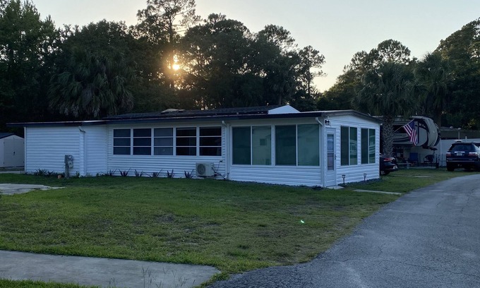 Ormond Beach House | Charming Cottage close to Daytona