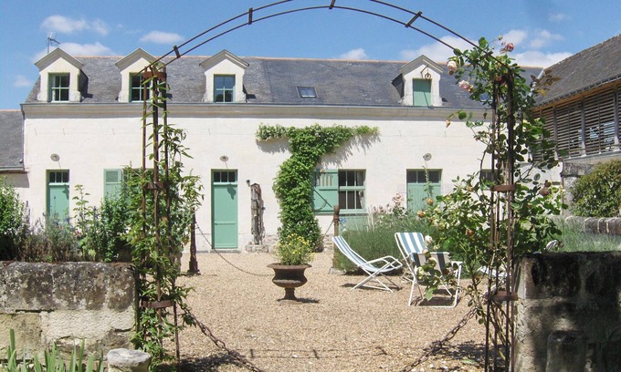 Saint-Lambert-des-Levees House | Charming cottage in 19th century property in the middle of a wooded park in Saumur