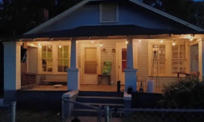 Montgomery Cottage | Charming Cottage in Historic Downtown Montgomery with AC, WiFi