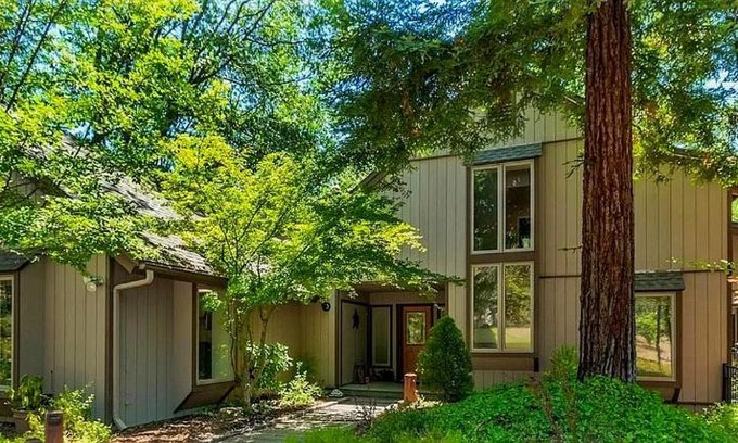 Coarsegold House | Charming Cottage Near Yosemite ENTIRE COTTAGE