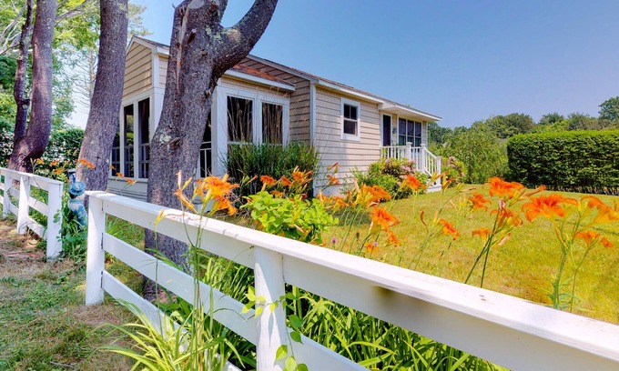 York Harbor House | Charming cottage with pleasant outdoor space, short walk to the beach