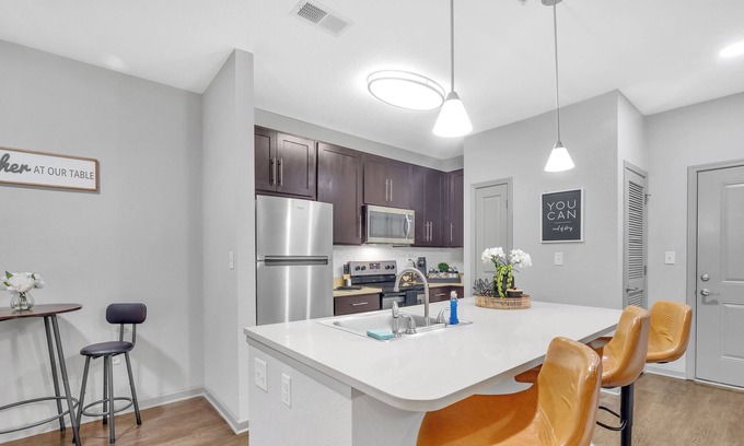 Huntersville Apartment | Charming & Cozy~ 2Bed 2Bath w/Patio!