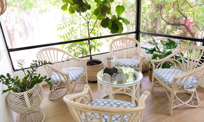 La Hacienda House | Charming Delray cottage with pool near Downtown Delray