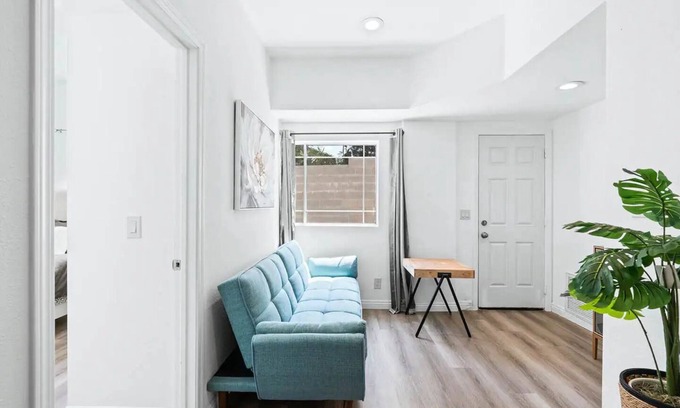 Hacienda Heights House | Charming elegance