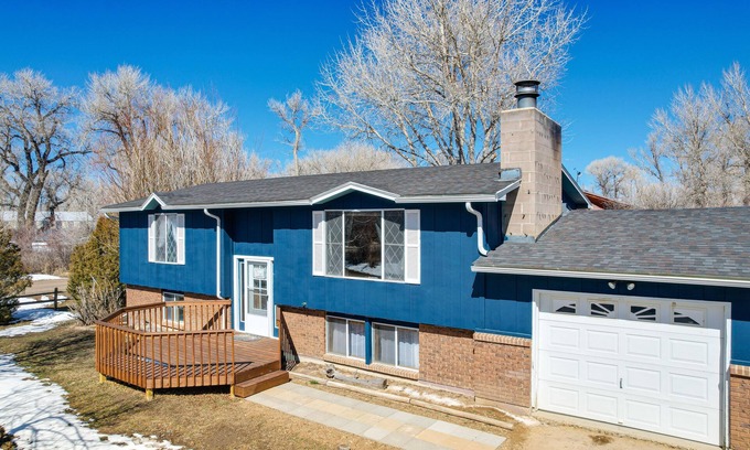 Elk Mountain House | Charming Elk Mountain Home: Hunt, Hike & Fish!