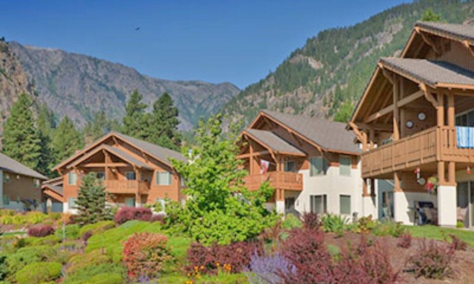 Downtown Leavenworth Condo | Charming Enchantment Park Leavenworth *5 Star*