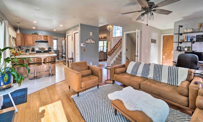 South Westminster House | Charming Family Home, Near Light Rail & Lake!