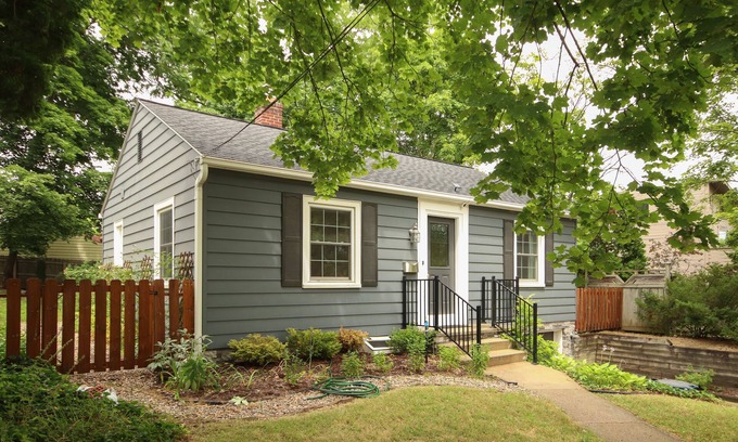 Ann Arbor House | Charming Family Home in the heart of Ann Arbor