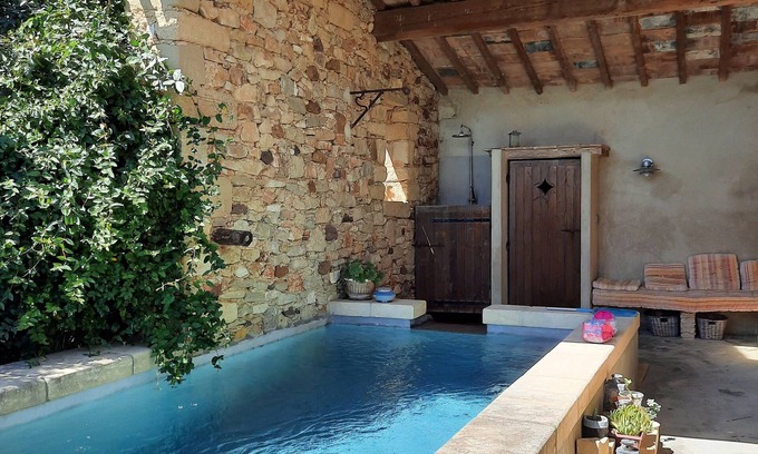 Saint-Maximin Other | Charming farmhouse on the outskirts of Uzes, 3 bedrooms, 3 bathrooms, pool