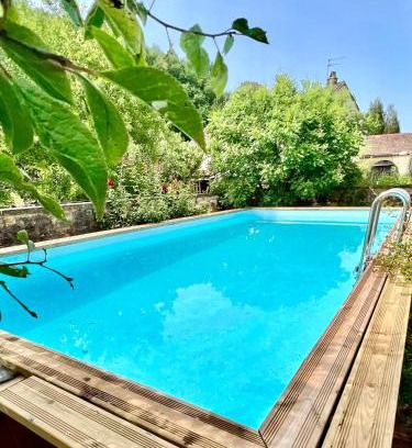 Mauzac-et-Grand-Castang House | Charming house for 14 pool and indoor hottub