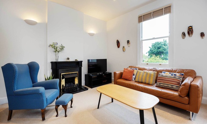 Hampstead Apartment | Charming Hampstead Apartment, by Veeve