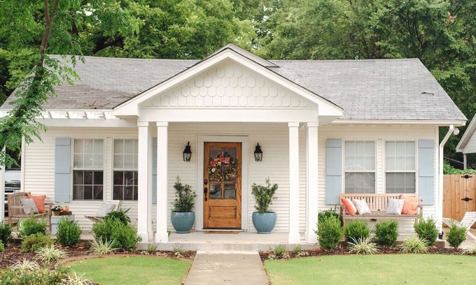 Conway House | Charming Historic District Cottage Near Downtown