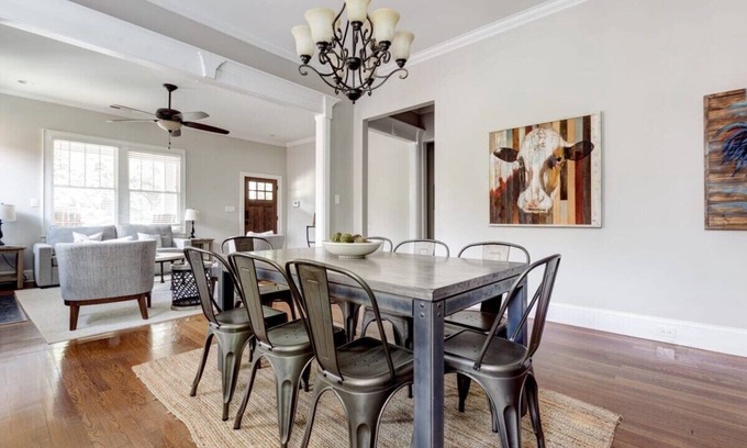 Wesley Heights House | Charming home. Historic district. Walk to the city