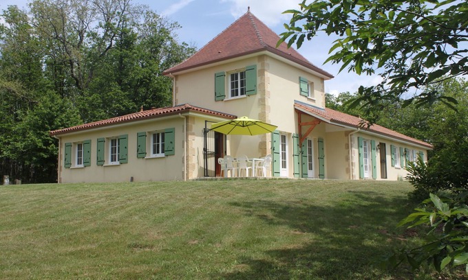 Saint-Avit-de-Vialard House | Charming house with garden and shaded terrace, sleeps 6 - Authentic Dordogne