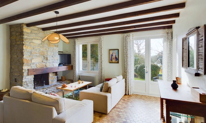 Penmarch Ski Chalet | Charming house with garden for 4 in Penmarch