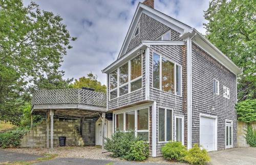 Hyannis House | Charming Hyannis Home with Deck Walk to Beach!