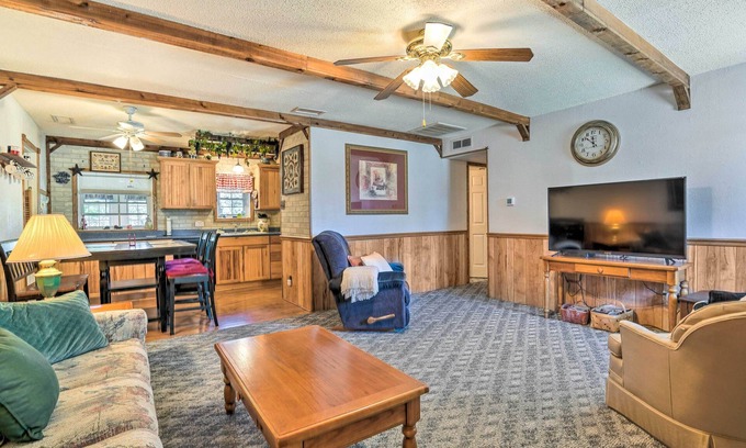 Ingram House | Charming Ingram Home w/Yard & Furnished Patio!