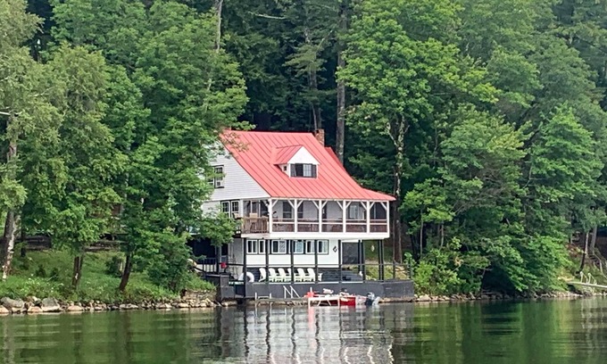 Winthrop House | Charming Lakefront Home: Big Porches, Kayaks & Room to Gather