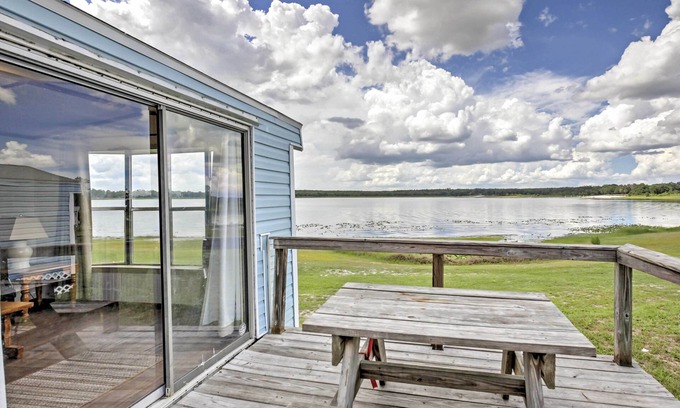 Silver Springs Cottage | Charming Lakefront Cabin in Ocala National Forest!