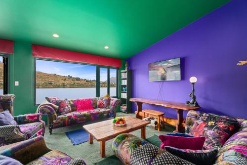 Queenstown Apartment | Charming Lakeside Apartment at Remarkables Retreat