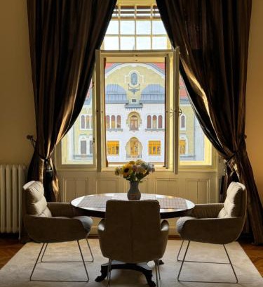 Old City Apartment | charming & lovely apartment downtown