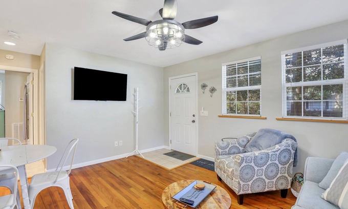 Beaufort House | Charming Lowcountry Cottage in the Heart of Beaufort, SC