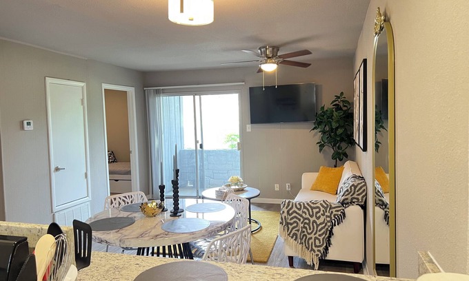 Mahncke Park House | Charming, modern 2-bedroom in Beautiful San Antonio, TX.