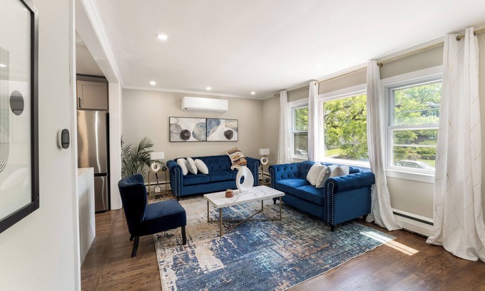 Maplewood Apartment | Charming, Modern 3BR Maplewood Home