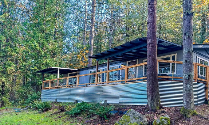 Shelton House | Charming modern farmhouse with water views, fire pit, bbq grill