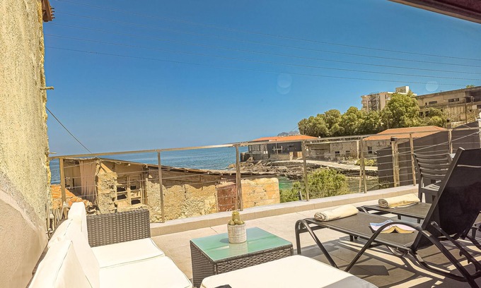 Halepa House | Charming Old Tannery House with Spacious Veranda and Stunning Sea View!