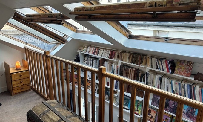 Quartier de la Roquette Apartment | Charming quiet and bright duplex on the Place de la Bastille