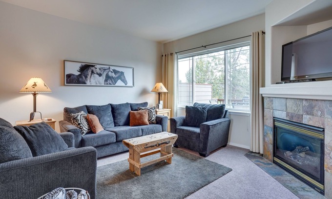 Redmond House | Charming Redmond Townhome w/Resort Amenities