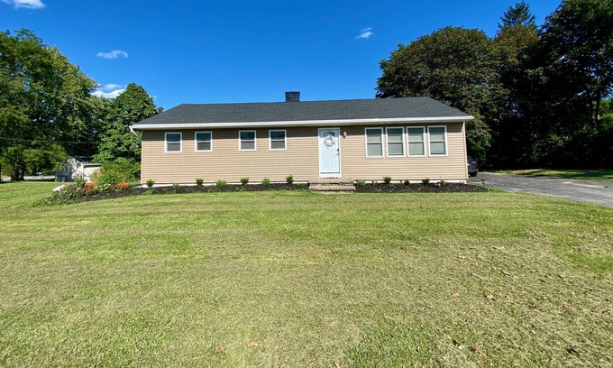Rochester House | Charming remodeled 3 bedroom. Near RIT & U of R. Free on-site parking.