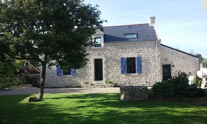 Locmariaquer House | Charming renovated house, quiet and close to the beaches, with large garden