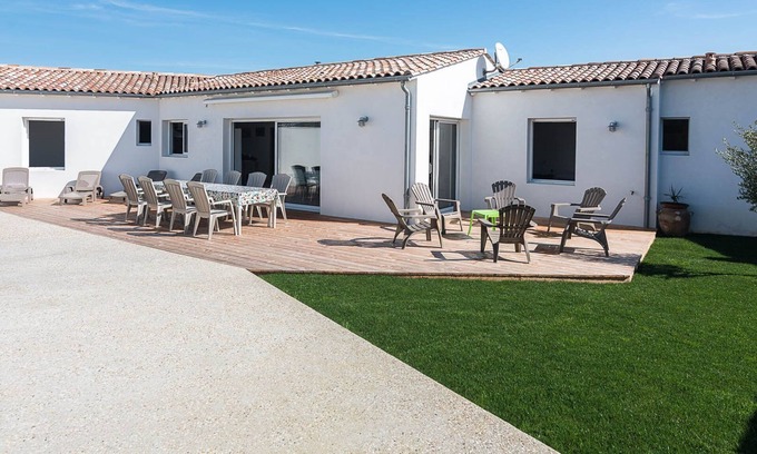 La Flotte House | Charming Retaise House in La Flotte