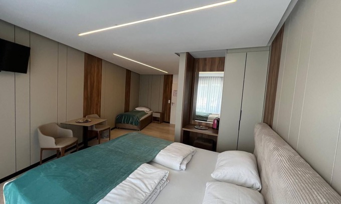 Bad Salzuflen House | Charming Room in Central Bad Salzuflen with Balcony