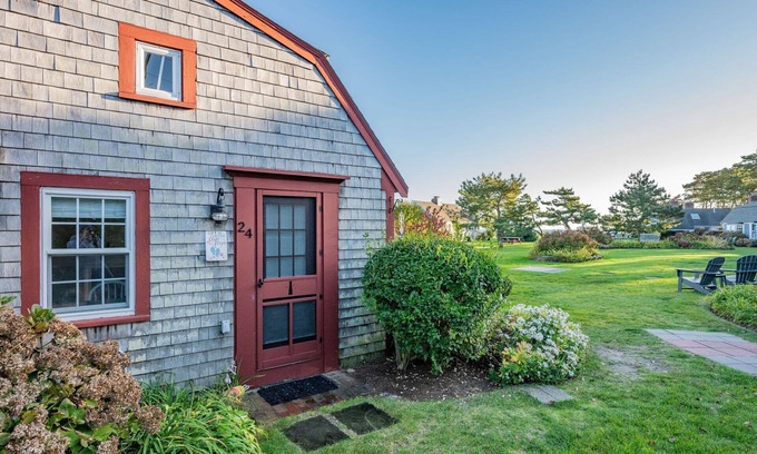 South Yarmouth Cottage | Charming Seaside Cottage Near Nantucket Sound