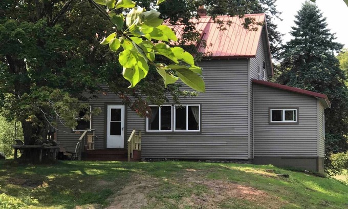Munising Other | Charming, secluded farmhouse in Munising, gateway to Pictured Rocks NP.