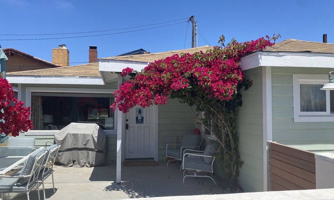 Silver Strand Cottage | Charming Silverstrand Beach Cottage Just Steps to the Sand!