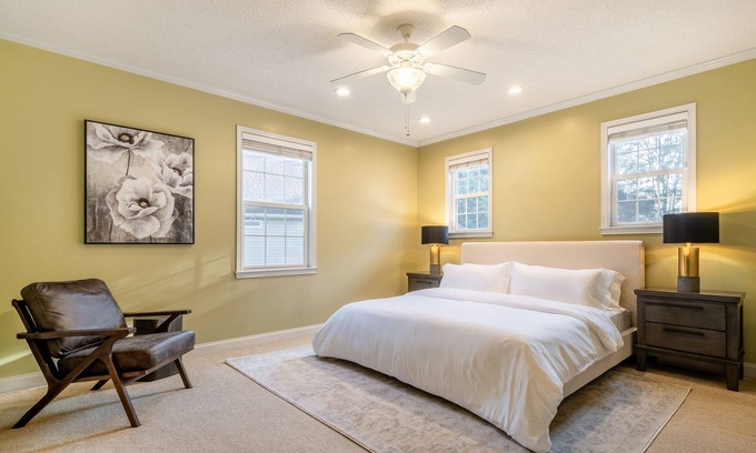 Greenville - Spartanburg House | Charming, spacious 1BD/1.5BA home ~ Furman steps away & Swamp Rabbit too!