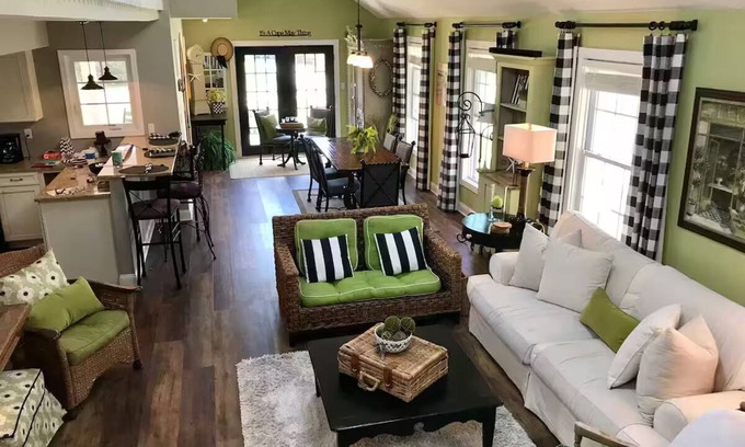 West Cape May House | Charming spacious 4+bdrm Cape May Beach House WOW