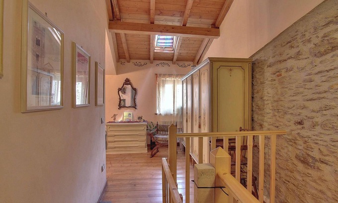 Stazzema House | Charming stone house in pretty, quiet surroundings.