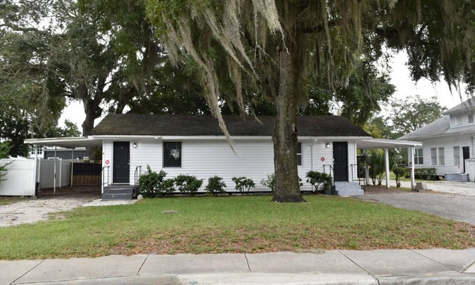 Winter Garden Apartment | Charming Studio Apartment Near Downtown and Disney