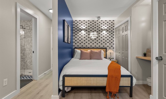 Downtown Memphis Apartment | Charming Studio, Free Parking, Medical District, Mins to DT MEM