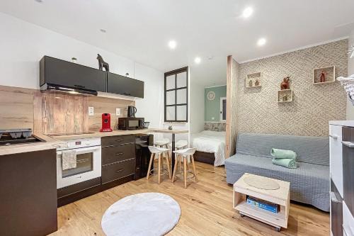 Centre Historique Apartment | Charming studio near the city center of Narbonne