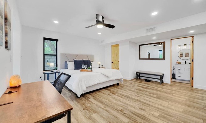 Iron Springs Apartment | Charming studio with WiFi and AC in fabulous Prescott